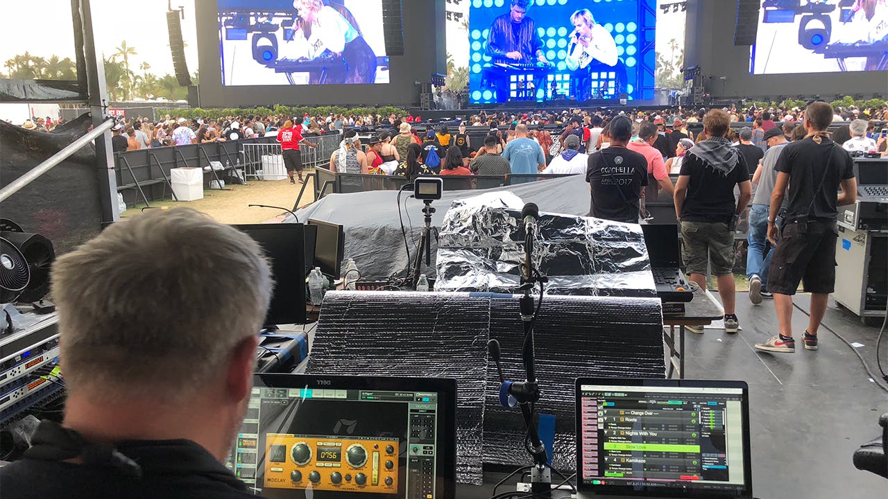 Mixing MØ at Coachella 2018 with eMotion LV1 