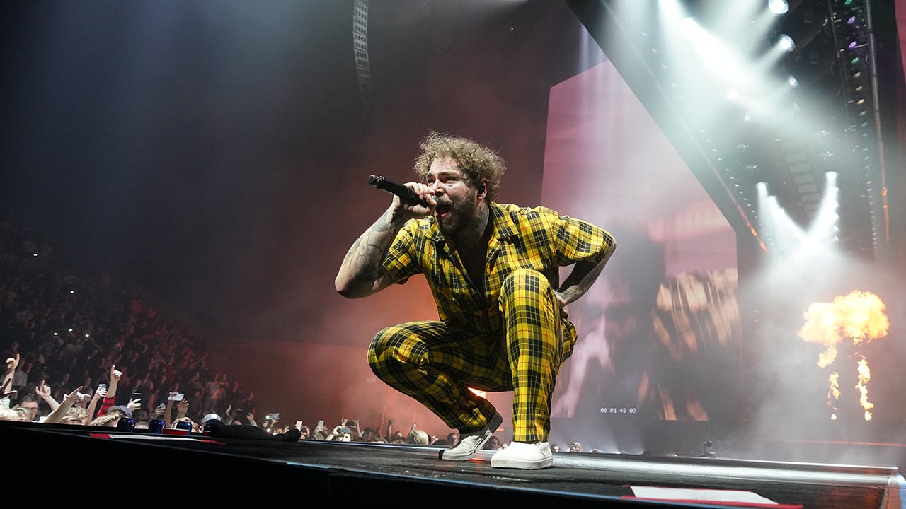 Waves On Tour with Post Malone: Beerbongs & Bentleys