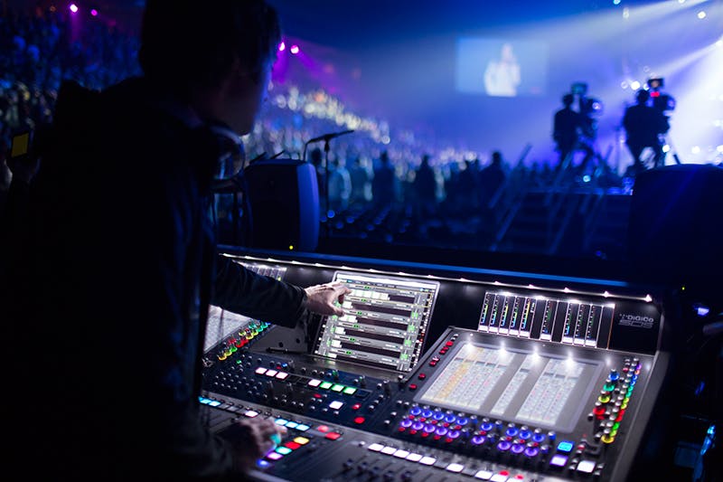 Mixing Live Sound at the Catalyst Conferences - Waves Audio