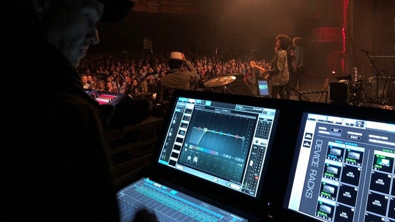 Riverside Theater Chooses Waves eMotion LV1 Live Mixer - Waves Audio